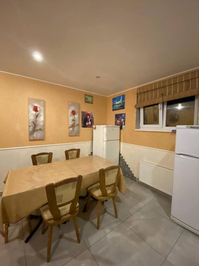 Inn Khlibodarskiy Khlibodarske 外观 照片