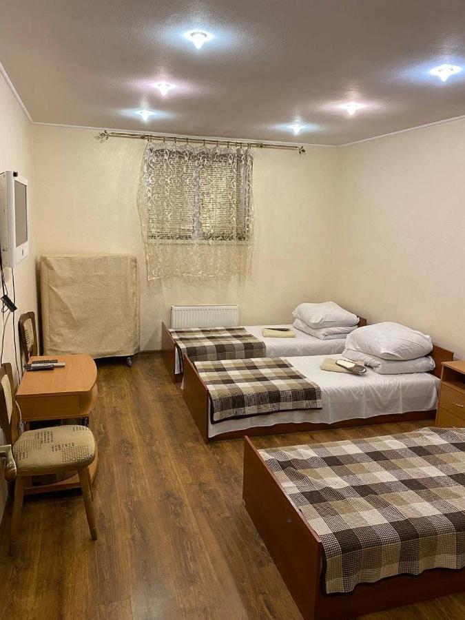 Inn Khlibodarskiy Khlibodarske 外观 照片