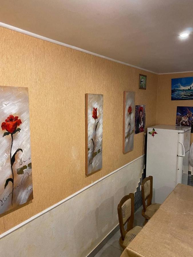 Inn Khlibodarskiy Khlibodarske 外观 照片