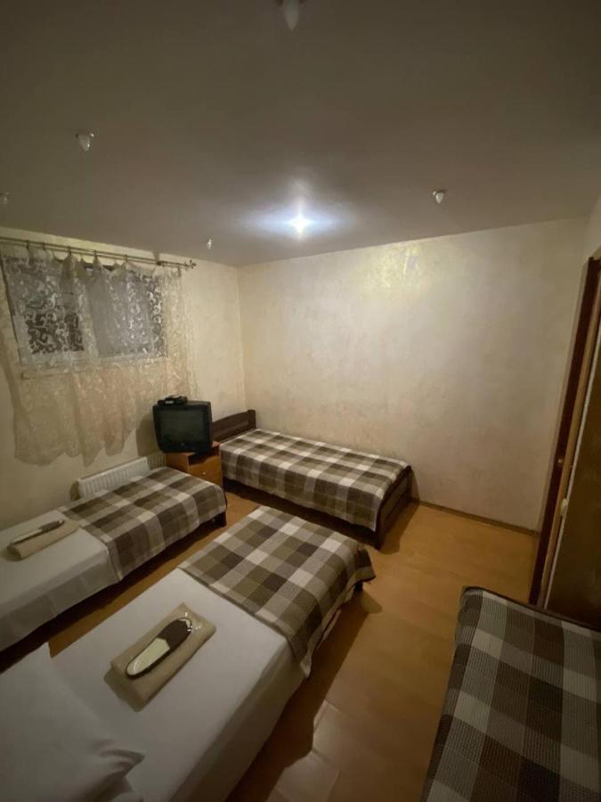 Inn Khlibodarskiy Khlibodarske 外观 照片