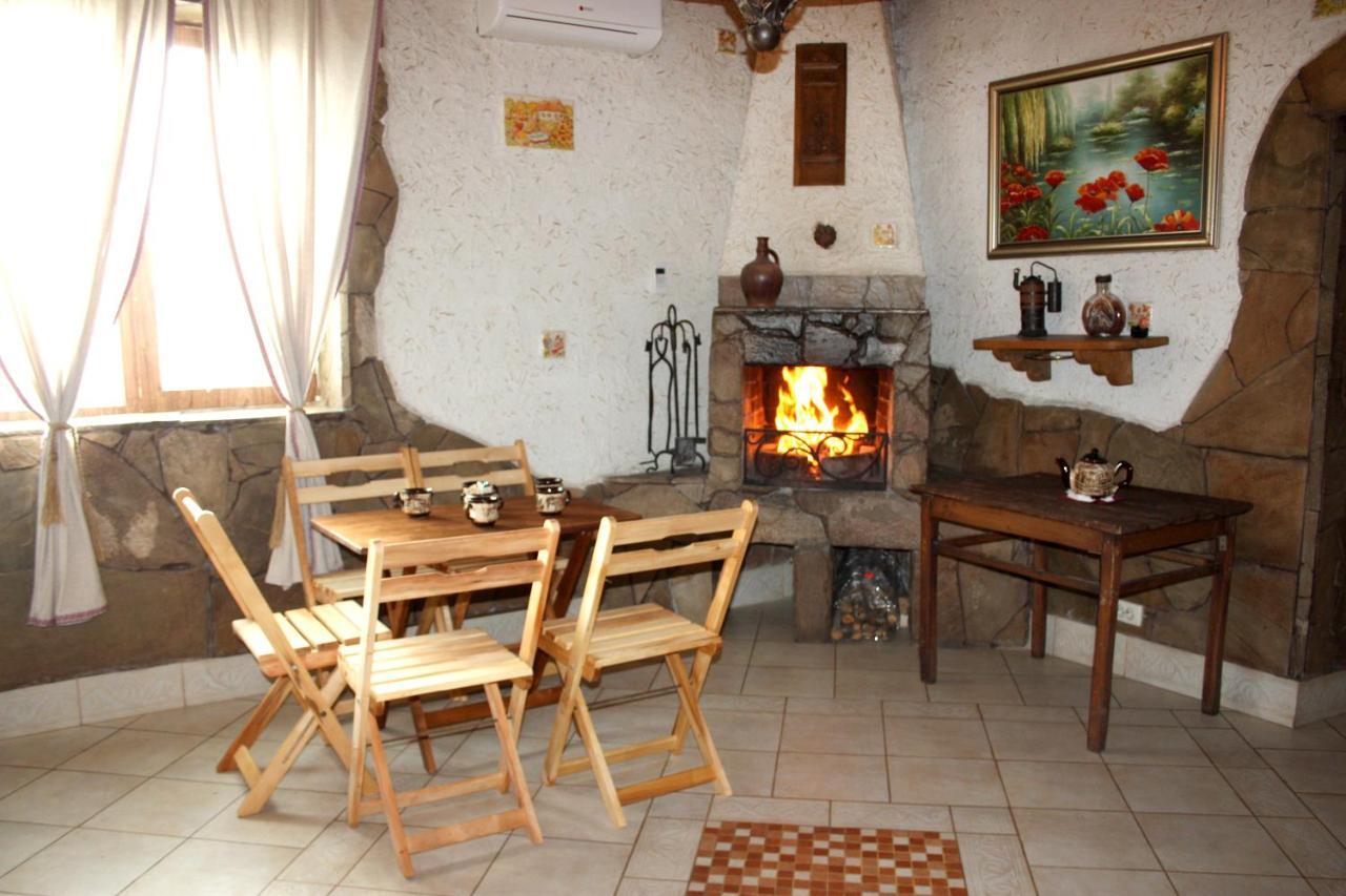 Inn Khlibodarskiy Khlibodarske 外观 照片